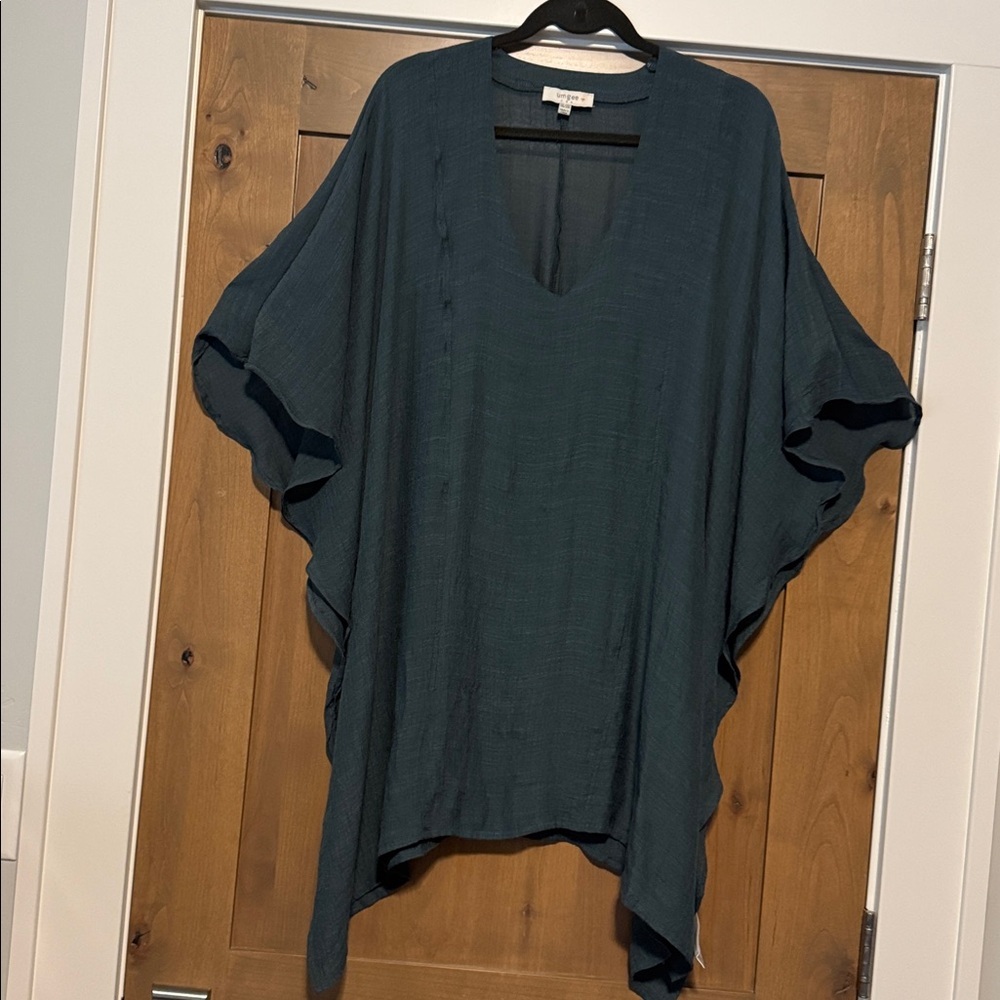 Umgee kimono-style v-neck beach cover-up TopTeal Womens 1X/2X  sheer Vacation